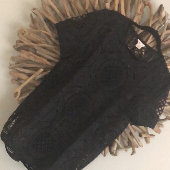 SUNDANCE: Black Crochet Top with cami - Picture 11 of 14